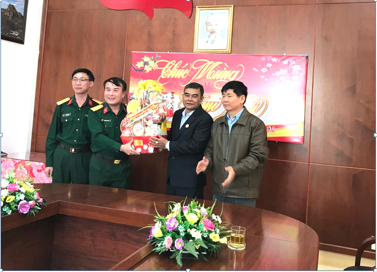 BCHQS tết 25